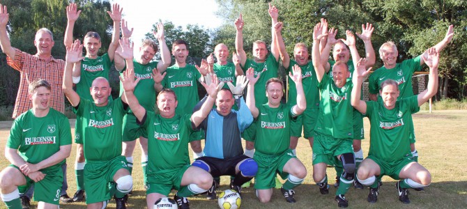 Altliga holt sich die Schale